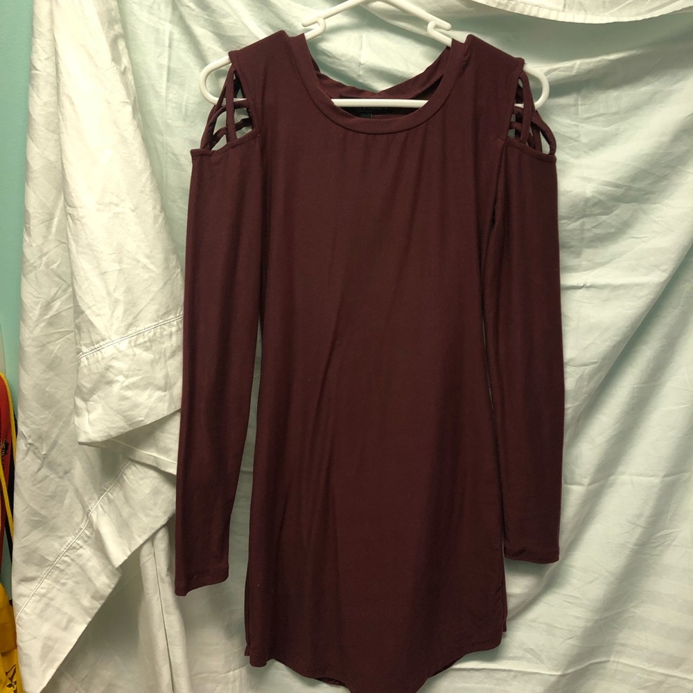 Dress - Picture 1 of 1
